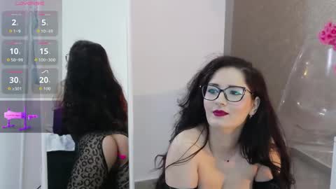 Snapshot of rubbidark chatting on 03/31/26, 03:19 Rubbi online show from 03/31/26, 03:19