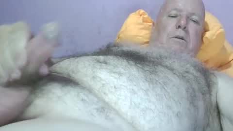 Snapshot of rubbing11 chatting on 06/10/26, 02:12 rubbing online show from 06/10/26, 02:12