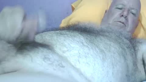 Snapshot of rubbing11 chatting on 06/22/26, 09:28 rubbing online show from 06/22/26, 09:28