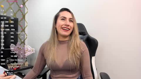 Snapshot of rubby_taylor chatting on 10/15/25, 03:12 RubbyTaylor online show from 10/15/25, 03:12