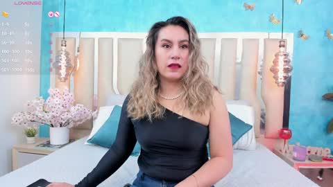 Snapshot of rubby_taylor chatting on 04/10/26, 02:44 RubbyTaylor online show from 04/10/26, 02:44