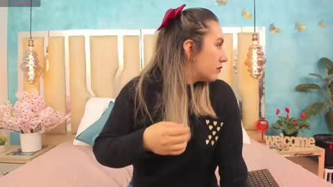 Snapshot of rubby_taylor chatting on 04/17/26, 02:42 RubbyTaylor online show from 04/17/26, 02:42