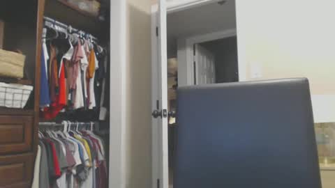 Snapshot of rubensuckmycock chatting on 09/15/25, 04:12 rubensuckmycock online show from 09/15/25, 04:12