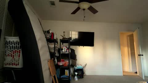 Snapshot of rubenzaragosa09 chatting on 04/27/26, 02:20 rubenzaragosa09 online show from 04/27/26, 02:20