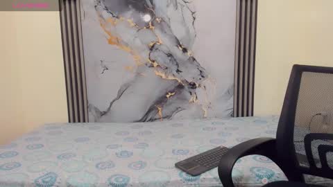 Snapshot of rubi_30 chatting on 11/27/25, 12:18 Rubi i love online show from 11/27/25, 12:18