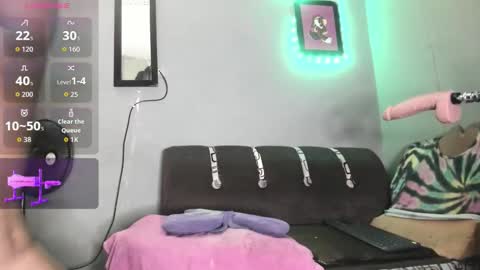 rubi bunny online show from 11/08/25, 04:12