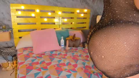 Rubi online show from 02/19/25, 12:44