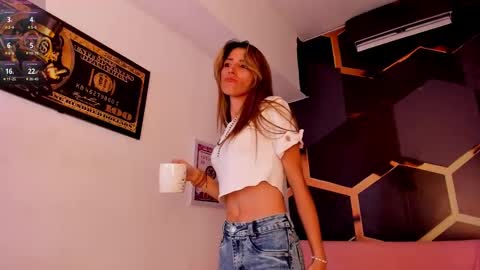 Snapshot of rubi_sharqui chatting on 09/30/25, 09:09 Rubi online show from 09/30/25, 09:09