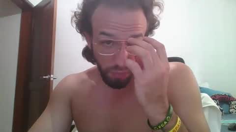 Snapshot of rubio121 chatting on 01/10/25, 05:45 rubio121 online show from 01/10/25, 05:45