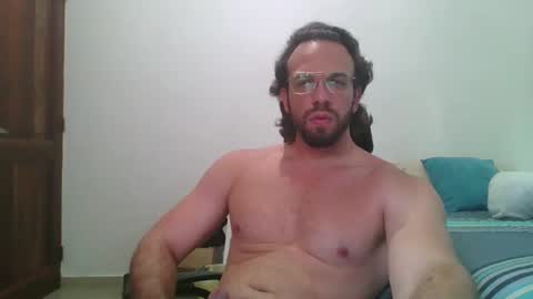 Snapshot of rubio121 chatting on 02/03/25, 03:06 rubio121 online show from 02/03/25, 03:06