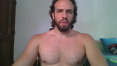 Snapshot of rubio121 chatting on 02/13/25, 01:48 rubio121 online show from 02/13/25, 01:48