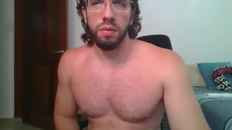 Snapshot of rubio121 chatting on 02/18/25, 04:16 rubio121 online show from 02/18/25, 04:16