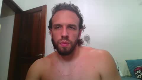 Snapshot of rubio121 chatting on 09/18/25, 04:09 rubio121 online show from 09/18/25, 04:09