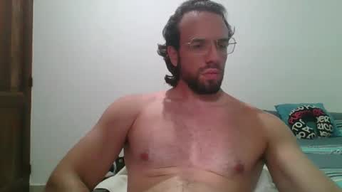 Snapshot of rubio121 chatting on 01/17/26, 03:39 rubio121 online show from 01/17/26, 03:39