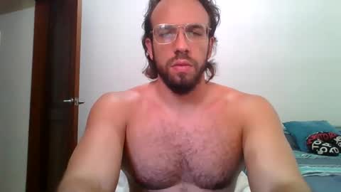 Snapshot of rubio121 chatting on 02/20/26, 05:02 rubio121 online show from 02/20/26, 05:02