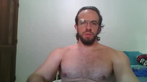 Snapshot of rubio121 chatting on 03/30/26, 01:56 rubio121 online show from 03/30/26, 01:56