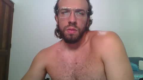 Snapshot of rubio121 chatting on 04/07/26, 02:06 rubio121 online show from 04/07/26, 02:06