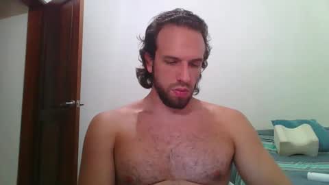 Snapshot of rubio121 chatting on 04/10/26, 03:28 rubio121 online show from 04/10/26, 03:28