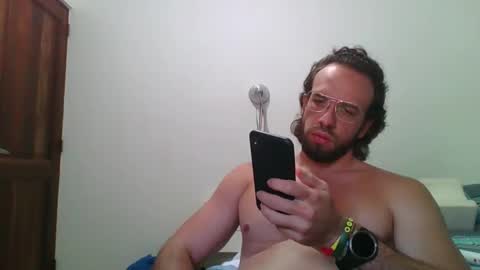 Snapshot of rubio121 chatting on 04/13/26, 03:17 rubio121 online show from 04/13/26, 03:17