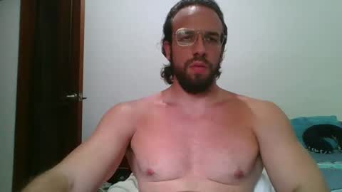 Snapshot of rubio121 chatting on 05/01/26, 03:49 rubio121 online show from 05/01/26, 03:49