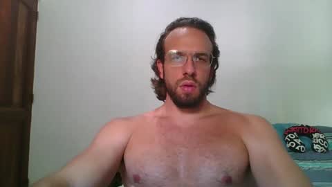 Snapshot of rubio121 chatting on 05/11/26, 02:01 rubio121 online show from 05/11/26, 02:01