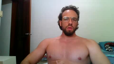 Snapshot of rubio121 chatting on 07/01/26, 05:02 rubio121 online show from 07/01/26, 05:02