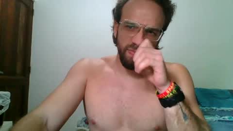 Snapshot of rubio121 chatting on 07/08/26, 03:05 rubio121 online show from 07/08/26, 03:05