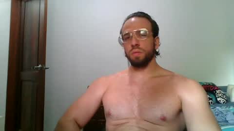 Snapshot of rubio121 chatting on 07/14/26, 02:01 rubio121 online show from 07/14/26, 02:01