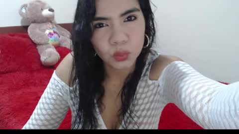 Ruby    Independent model help me reach 50 thumbs up online show from 09/10/25, 01:11