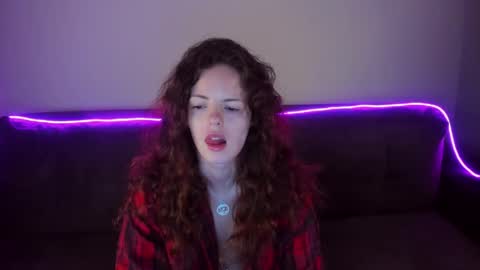 Snapshot of rubyattwood chatting on 05/14/26, 12:39 rubyattwood online show from 05/14/26, 12:39