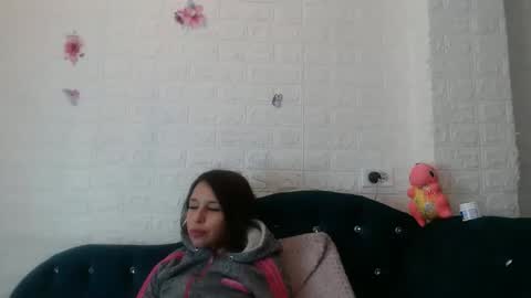 rubyemerald_ online show from 12/19/24, 04:02
