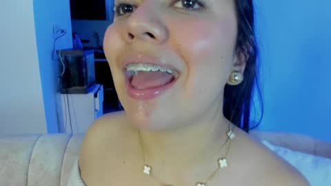 Snapshot of rubyhlowe chatting on 04/11/26, 06:07 RUBY online show from 04/11/26, 06:07
