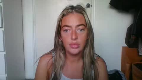 Snapshot of rubyredxxxoxxx chatting on 09/28/25, 06:41 rubyredxxxoxxx online show from 09/28/25, 06:41