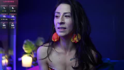  Ruby  online show from 10/10/25, 09:03