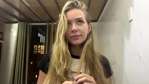 Snapshot of rudygartenmayer chatting on 06/23/26, 12:14 KaY online show from 06/23/26, 12:14