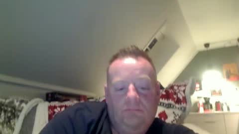 Snapshot of runepetter chatting on 01/26/25, 07:09 bignorwegian online show from 01/26/25, 07:09