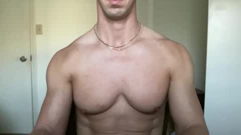 Snapshot of runfasterxo chatting on 11/28/25, 02:31 runfasterxo online show from 11/28/25, 02:31