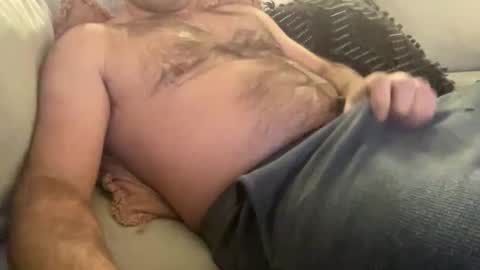 Snapshot of rungriff2323 chatting on 12/02/25, 03:45 rungriff2323 online show from 12/02/25, 03:45