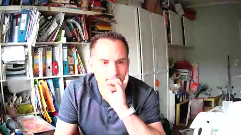 Snapshot of runner1978 chatting on 04/13/26, 08:09 runner1978 online show from 04/13/26, 08:09