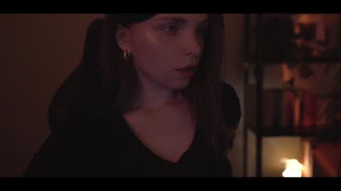 Elena online show from 02/08/25, 11:02