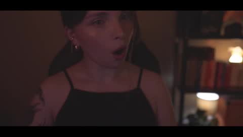 Elena online show from 10/10/25, 10:20