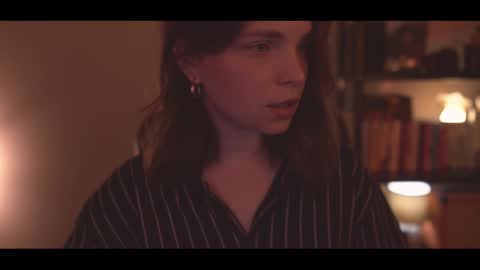 Elena online show from 10/24/25, 10:50