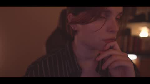 Elena online show from 11/07/25, 11:49