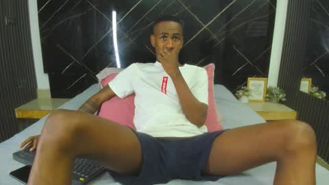 Runnix  online show from 10/06/25, 07:22