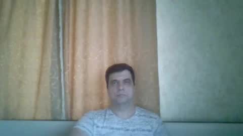 rusqadisx online show from 01/25/25, 12:47
