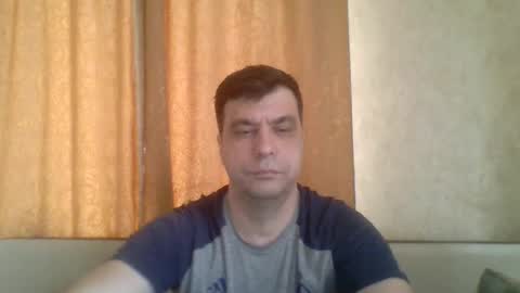 rusqadisx online show from 02/15/25, 07:49