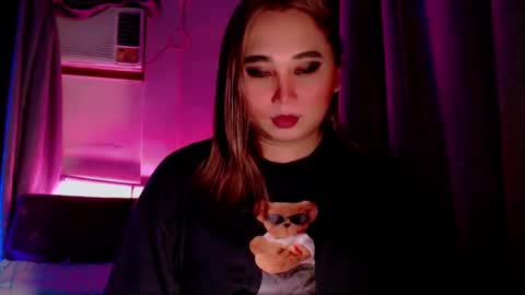 Snapshot of russ_skyxx chatting on 02/04/25, 12:11 russ_skyxx online show from 02/04/25, 12:11