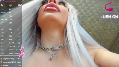 Ava online show from 12/25/24, 11:31