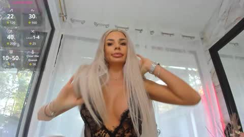 Snapshot of russian_ava chatting on 09/15/25, 06:46 Ava online show from 09/15/25, 06:46