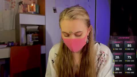 Mary online show from 11/07/25, 08:42